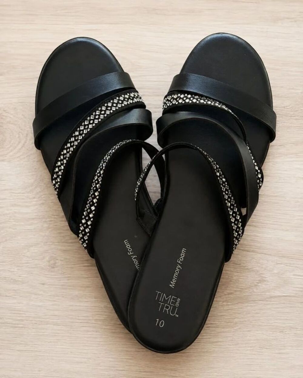 Strappy Sandals with Studded Accents, size 10